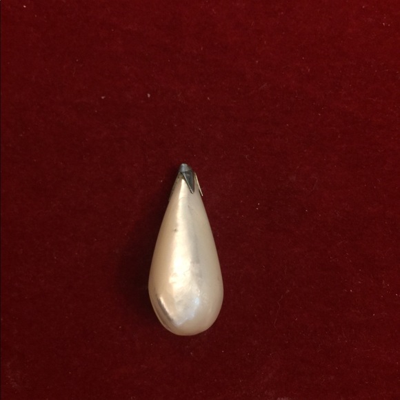 Beautiful TearDrop Natural Shell. Rarest gem!!!! - Picture 3 of 5